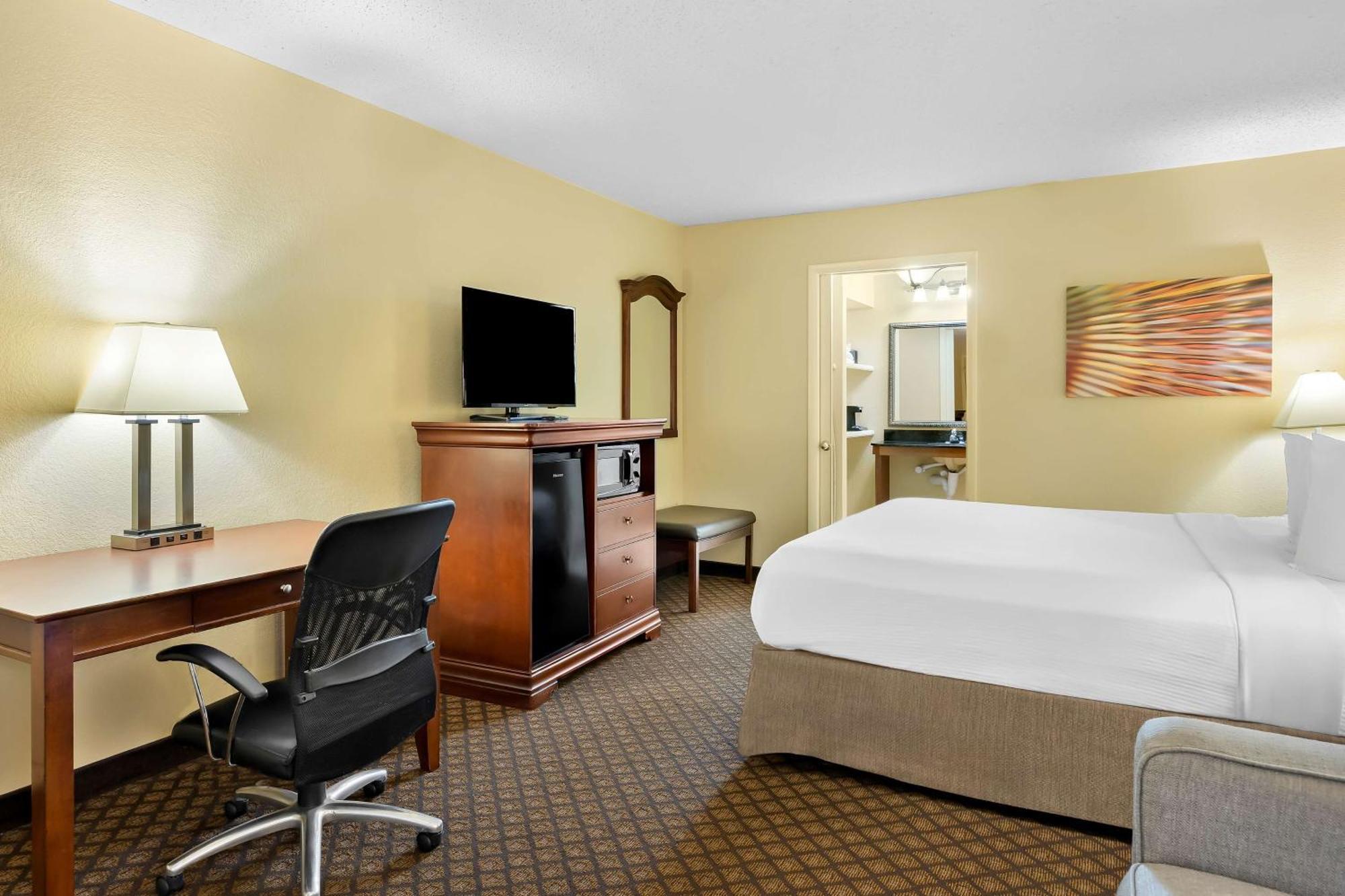 Best Western Coach House Springfield Exterior photo