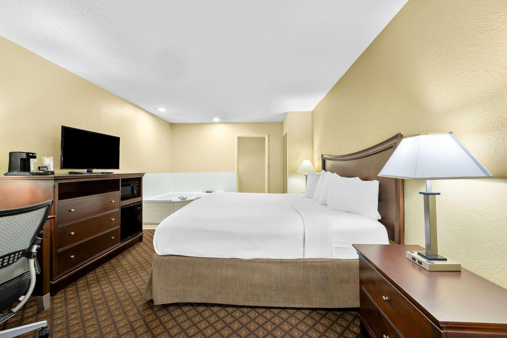 Best Western Coach House Springfield Exterior photo