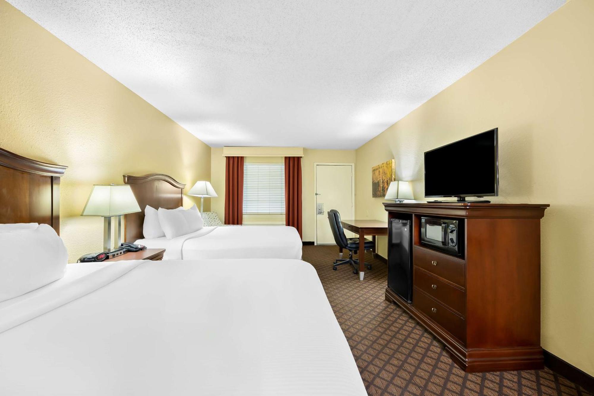 Best Western Coach House Springfield Exterior photo