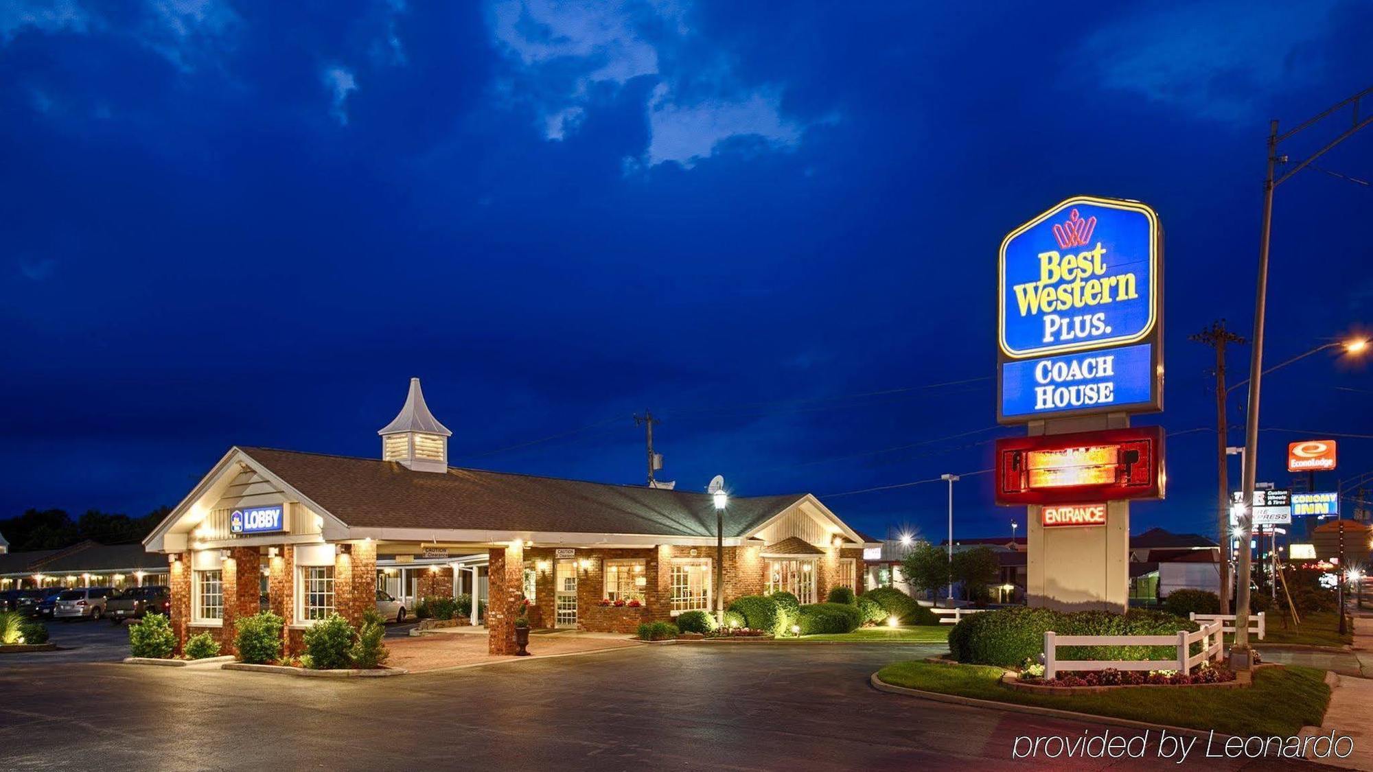 Best Western Coach House Springfield Exterior photo