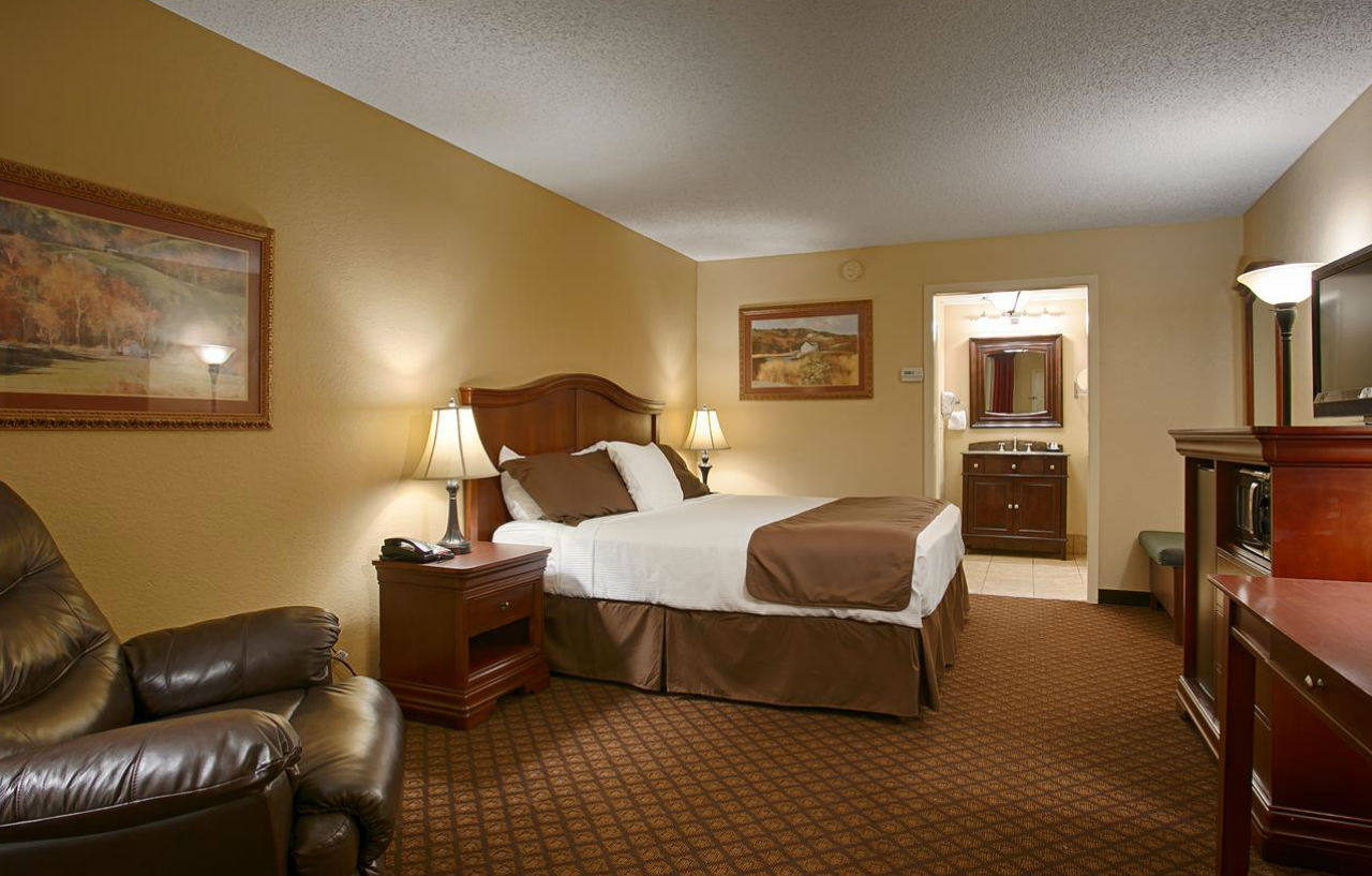 Best Western Coach House Springfield Exterior photo